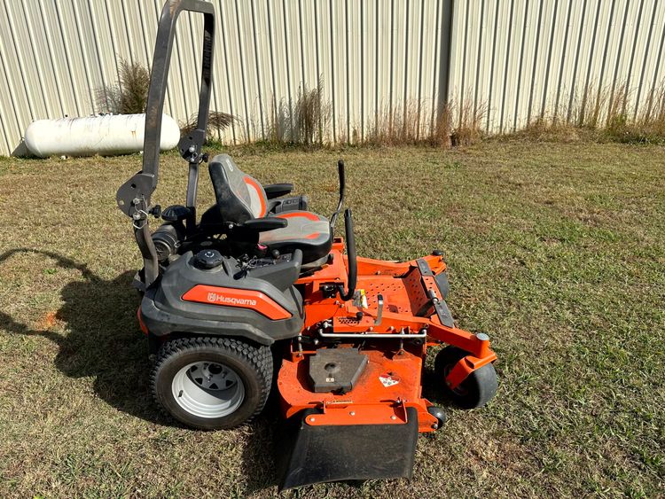 2018 Husqvarna Z460XS 60″ Zero Turn Mower with Kawasaki Engine