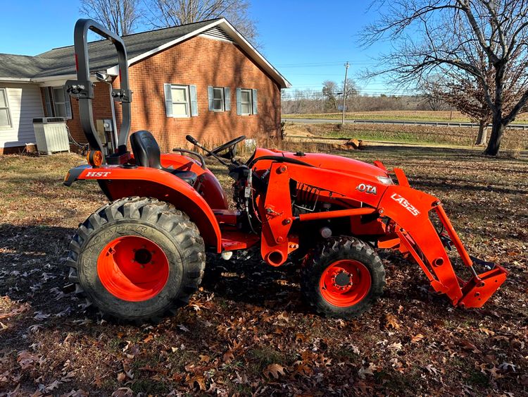 2018 Kubota L3901HST Tractor and Loader with 3rd Function (No Bucket)