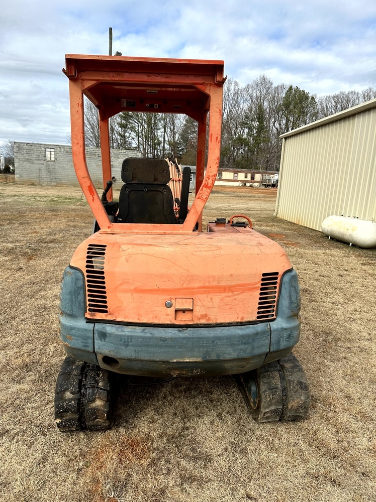 Kubota KX121-2 Mini Excavator, 10000 lbs. with a Brand New Engine